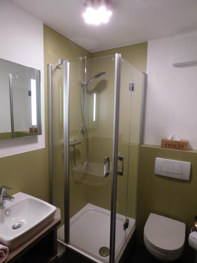 Zum Kronprinzen Hotel Garni Weyher Bagian luar foto