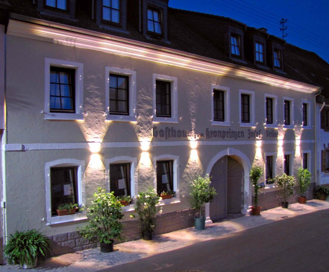 Zum Kronprinzen Hotel Garni Weyher Bagian luar foto
